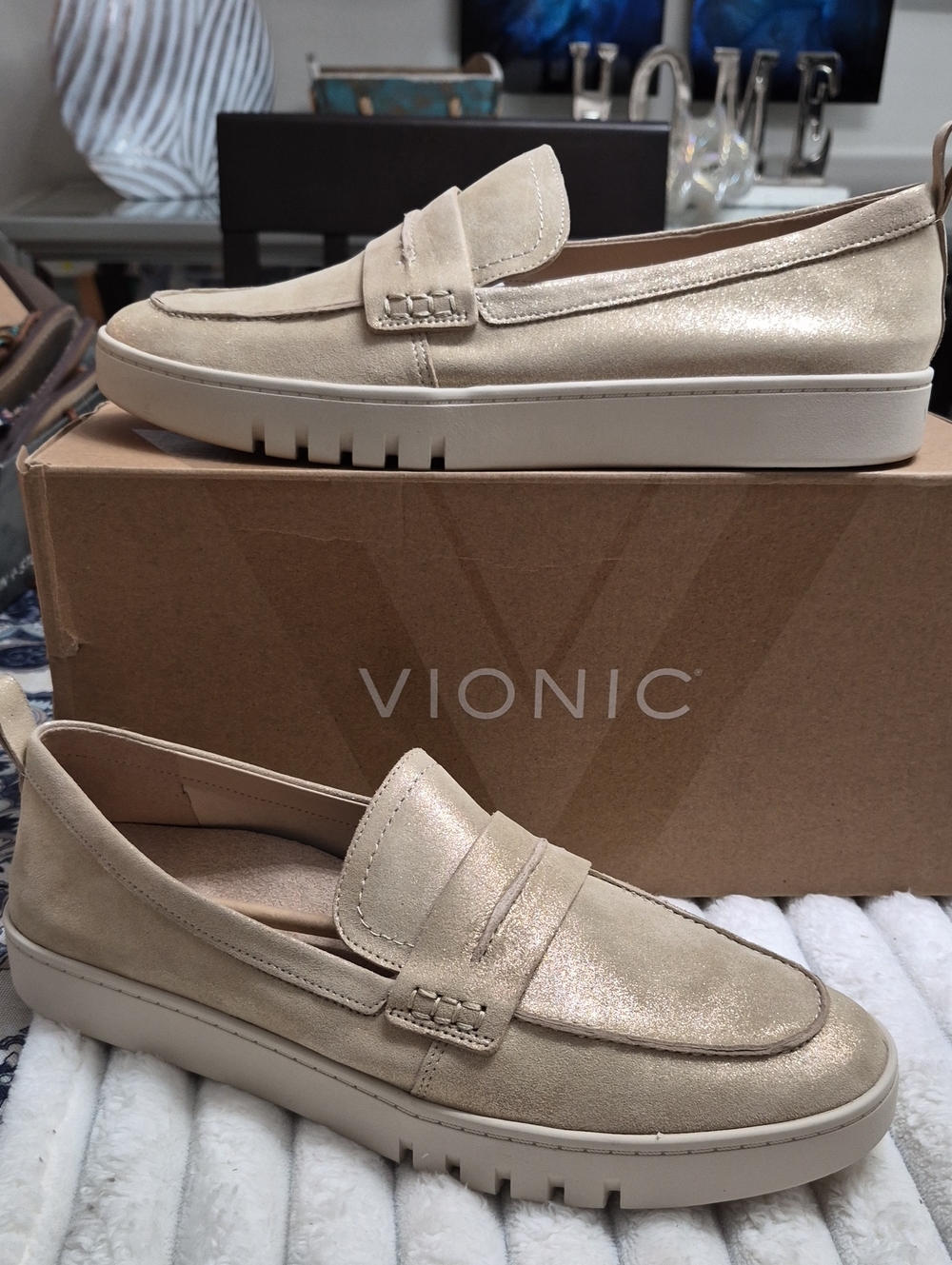 Vionic Chantel sz 12 M Women's Loafers